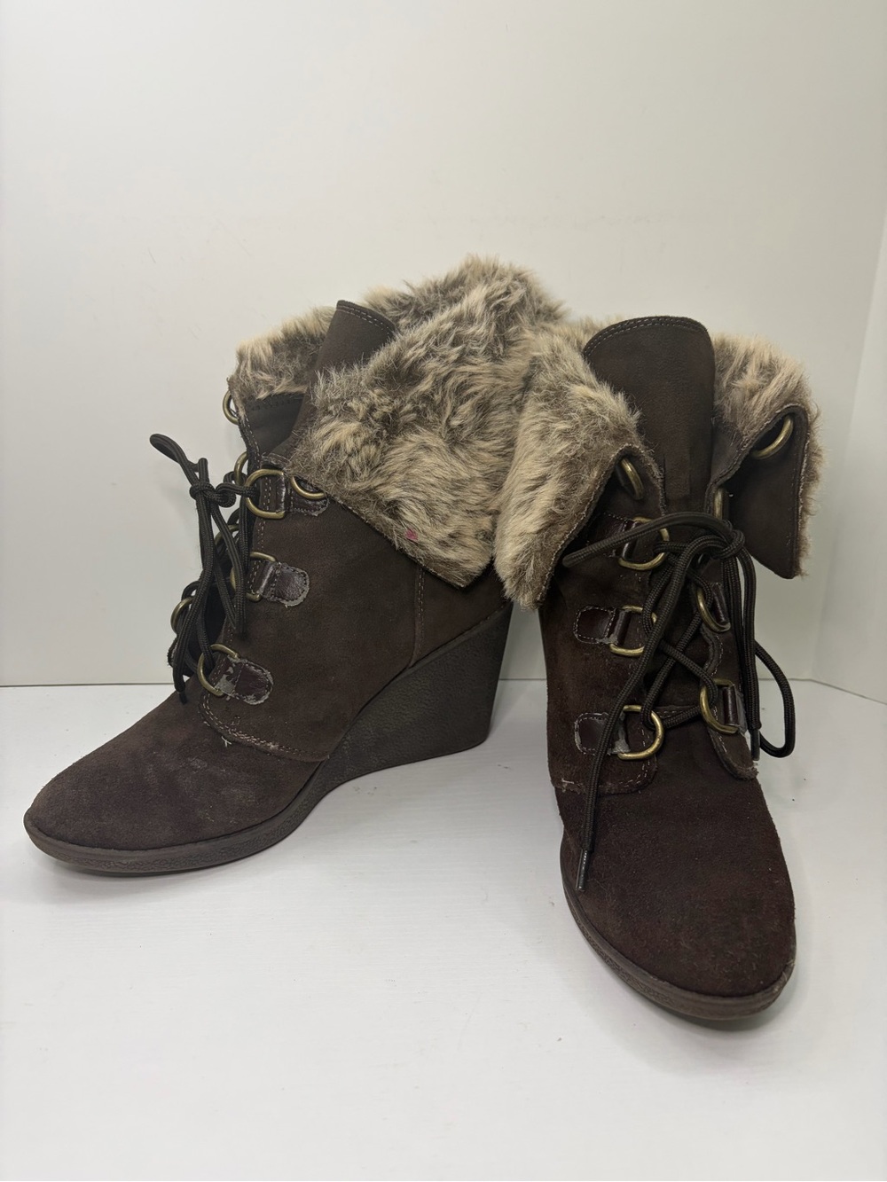 Bjorndal Kuori Suede Chocolate Brown Faux-Fur Fold-Over Wedge Boots Size 8